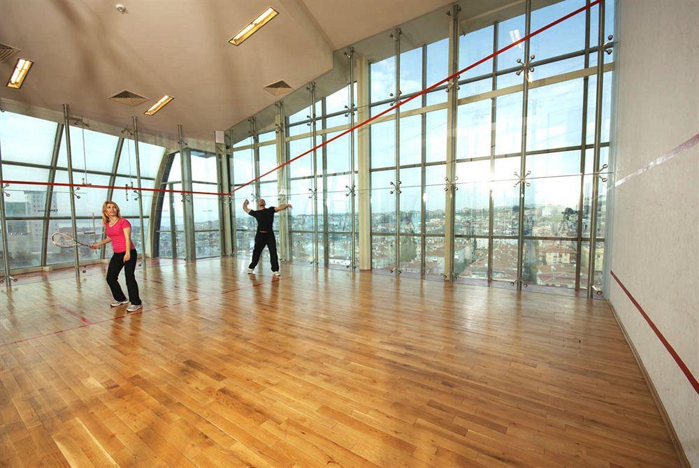 Eser Premium Hotel & Spa Büyükçekmece Exteriör bild Squash courts at the National Indoor Arena