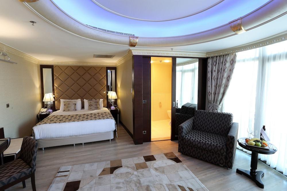 Eser Premium Hotel & Spa Büyükçekmece Exteriör bild Suite