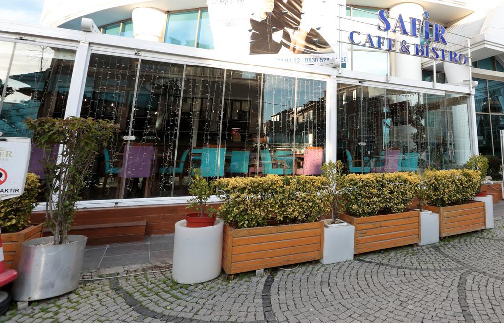 Eser Premium Hotel & Spa Büyükçekmece Exteriör bild Café & Bistro