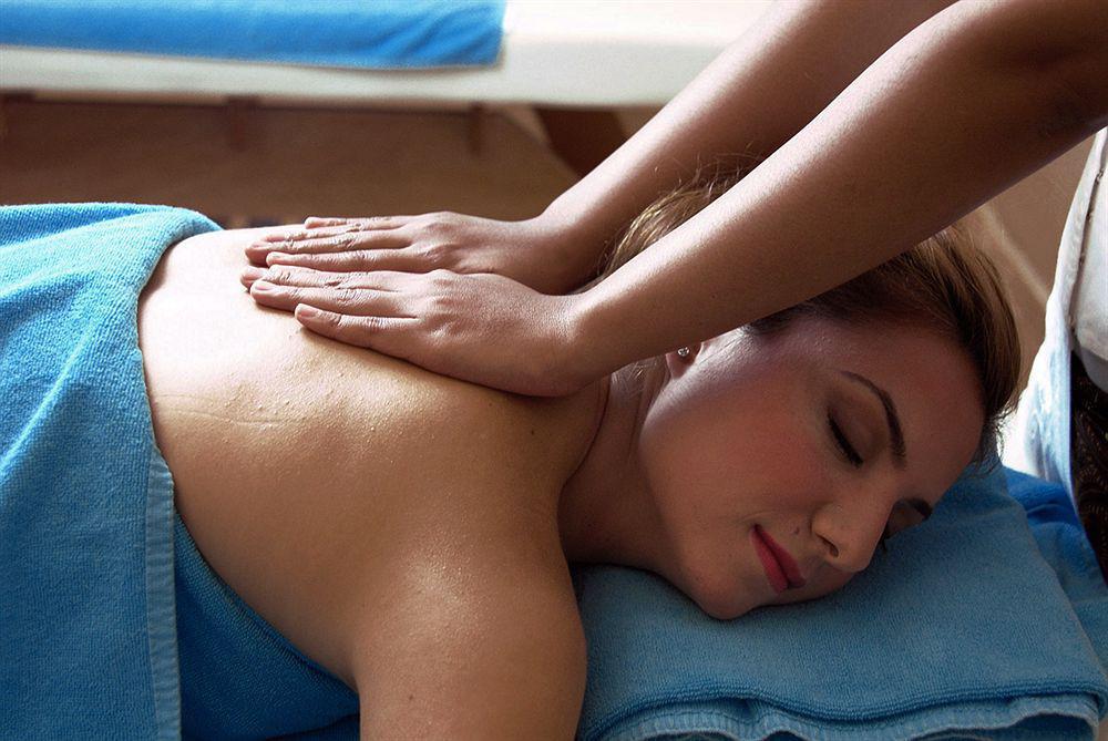 Eser Premium Hotel & Spa Büyükçekmece Exteriör bild Massage